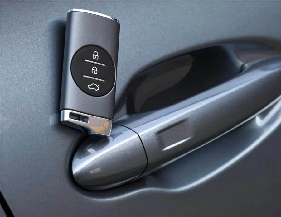 Keyless Entry & One Button Start (PEPS)