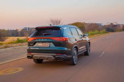 Moving Rear Shot of Black Chery Tiggo 8 Pro Max available at Thorp Chery