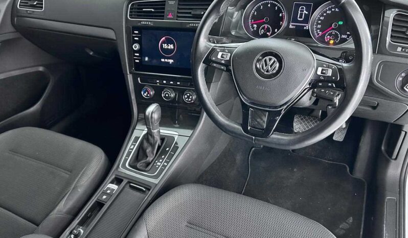 
								2018 Volkswagen Golf 1.4 TSI Comfortline DSG full									