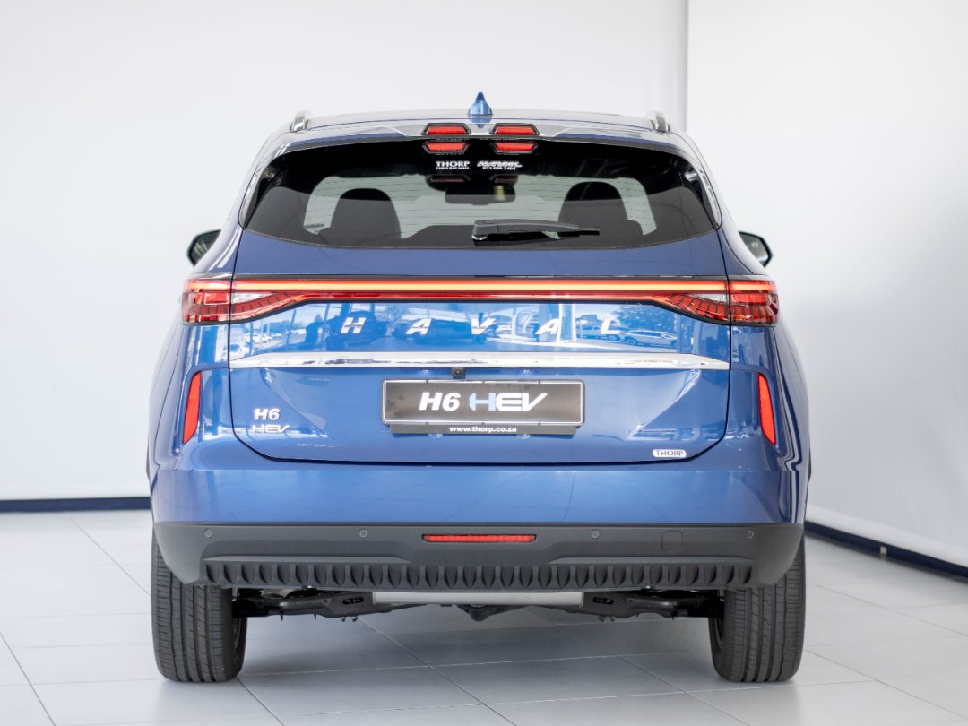 2023-SwarovskiBlue-Haval-H6-HEV-15T-Hybrid-Ultra-Luxury-DHT-7803519-1-1080x810-1.jpg