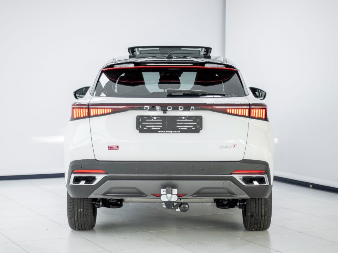 2023-White-OMODA-C5-15T-Elegance-S-7970069-22-1080x810-1.jpg