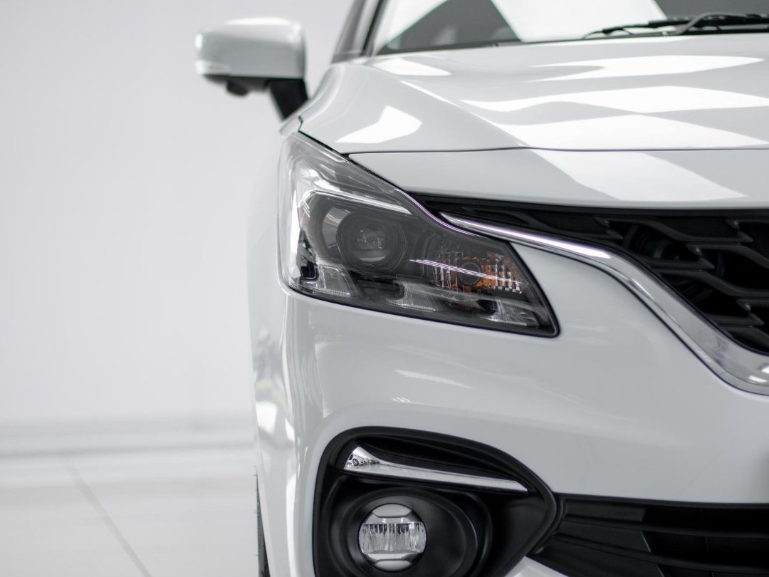 2023-White-Suzuki-Baleno-15-GLX-7805183-3-1080x810-1.jpg