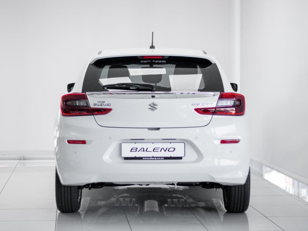2023-White-Suzuki-Baleno-15-GLX-7805183-5-1080x810-1.jpg