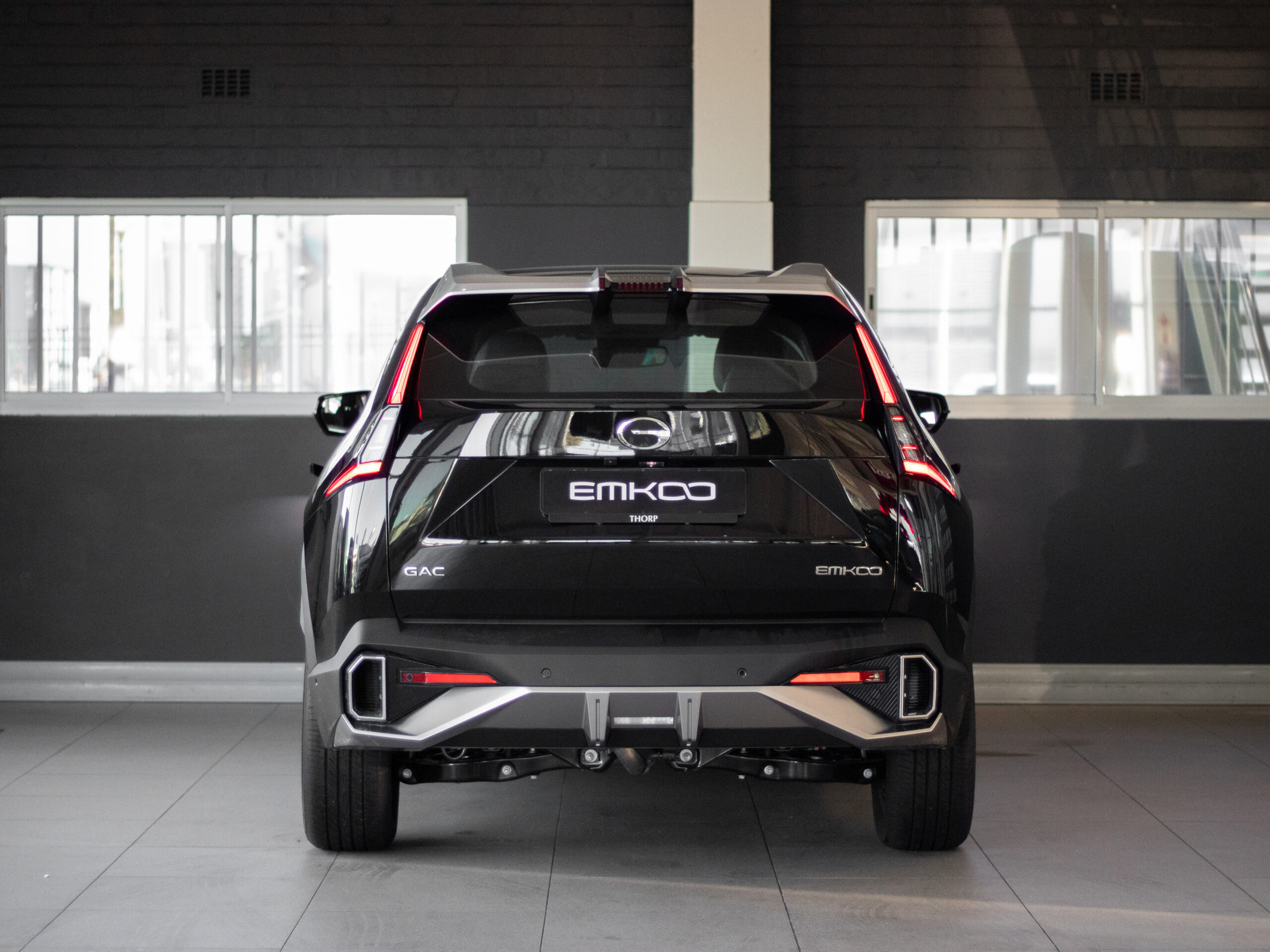2025-Black-GAC-EMKOO-15T-Executive-Plus-8556301-3-4944x3708-1.jpg