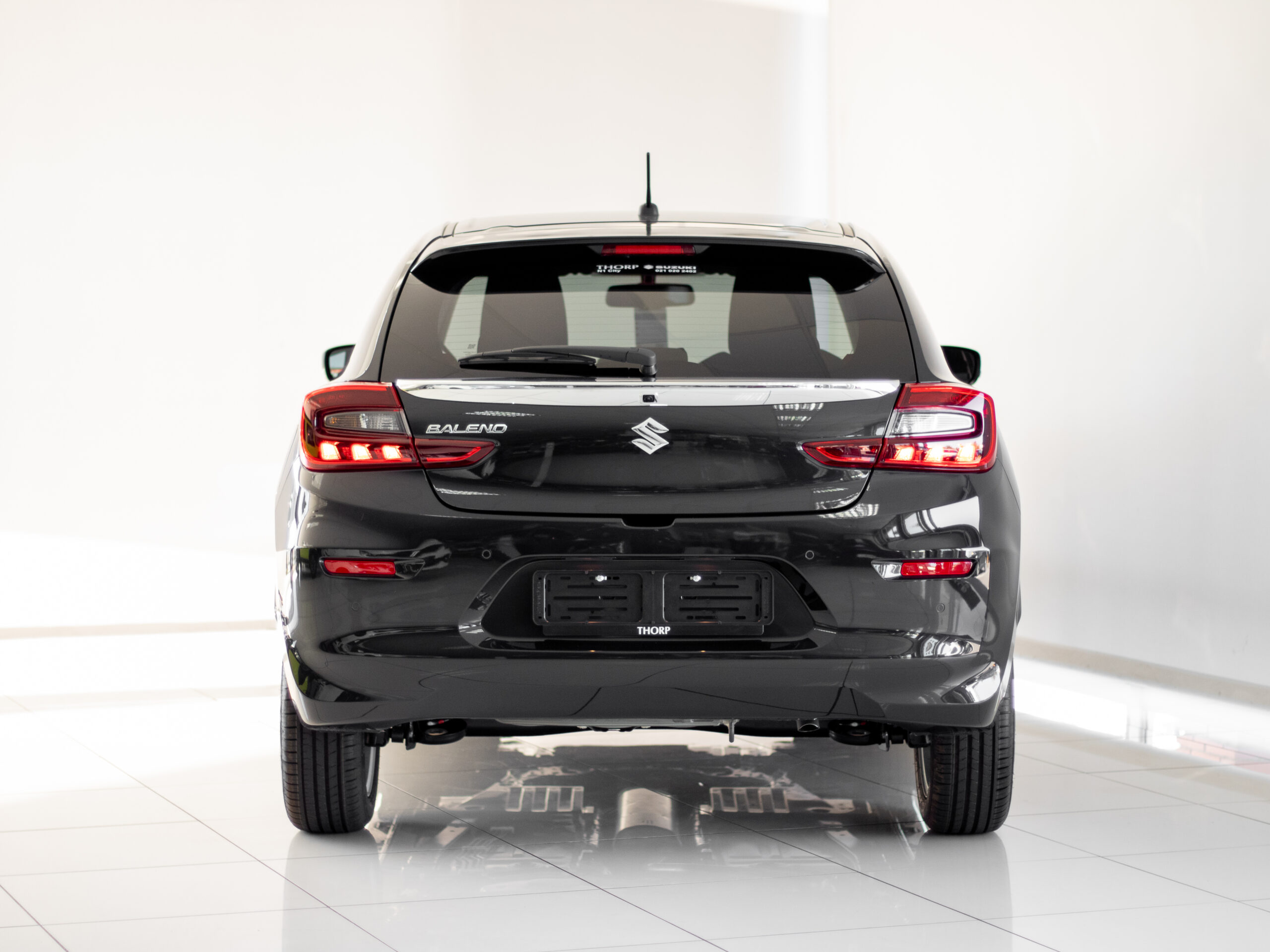 2025-Black-Suzuki-Baleno-14-GLX-8531955-3-5333x4000-1.jpg