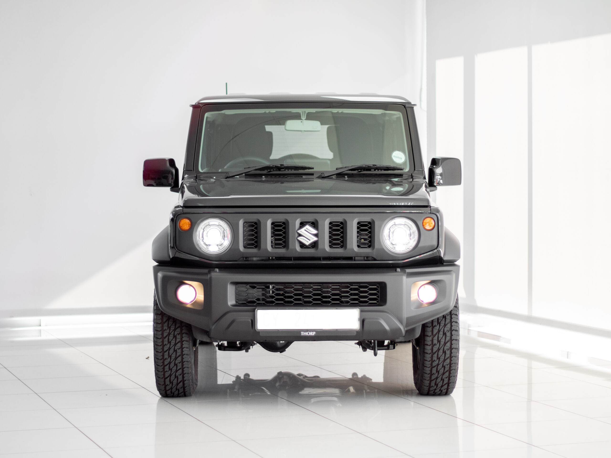 2025-Black-Suzuki-Jimny-5-door-15-GLX-Auto-5Dr-8545894-2-5321x3991-1.jpg