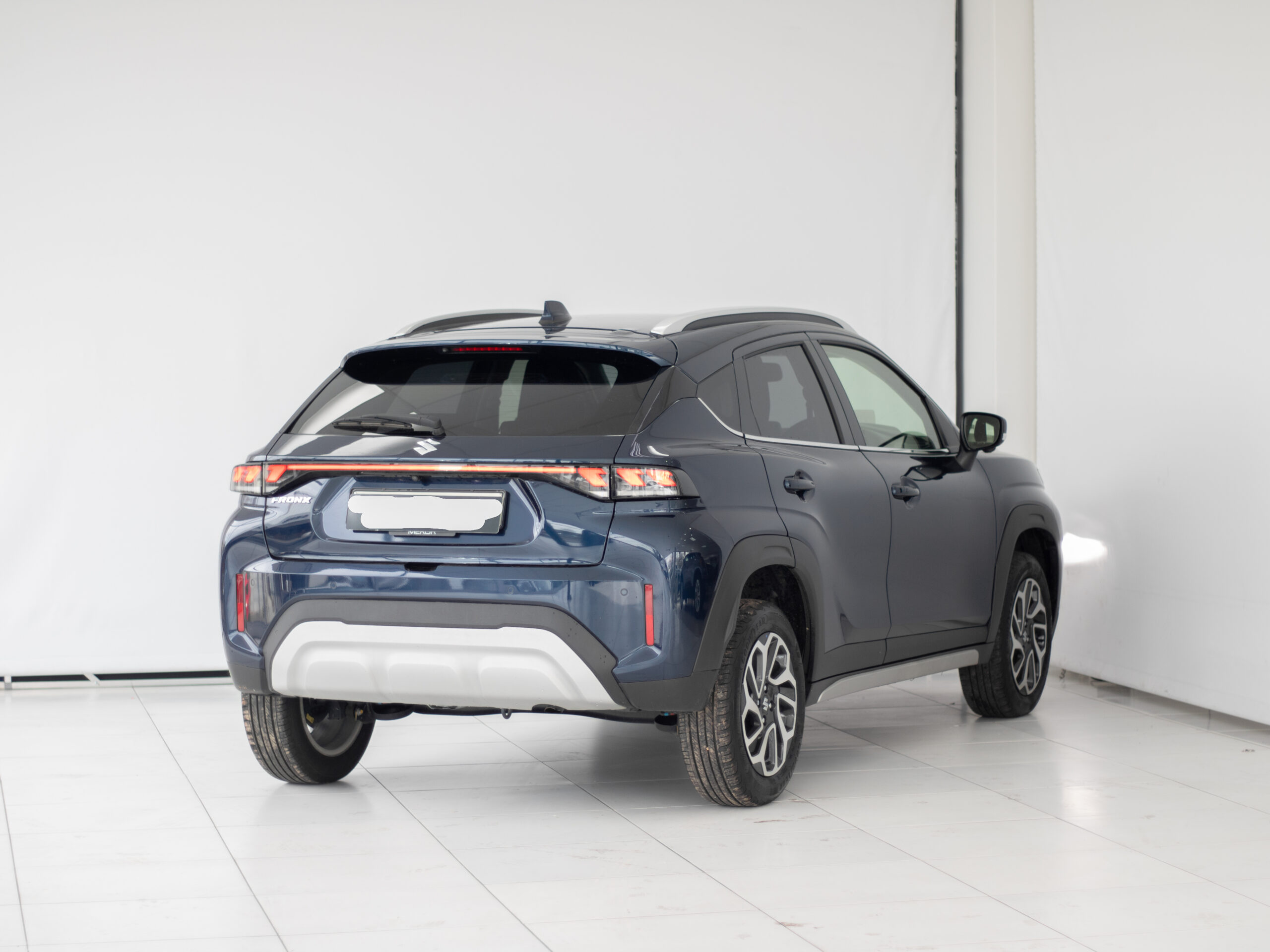 2025-Blue-Suzuki-Fronx-15-GLX-5MT-8543824-3-5333x4000-1.jpg