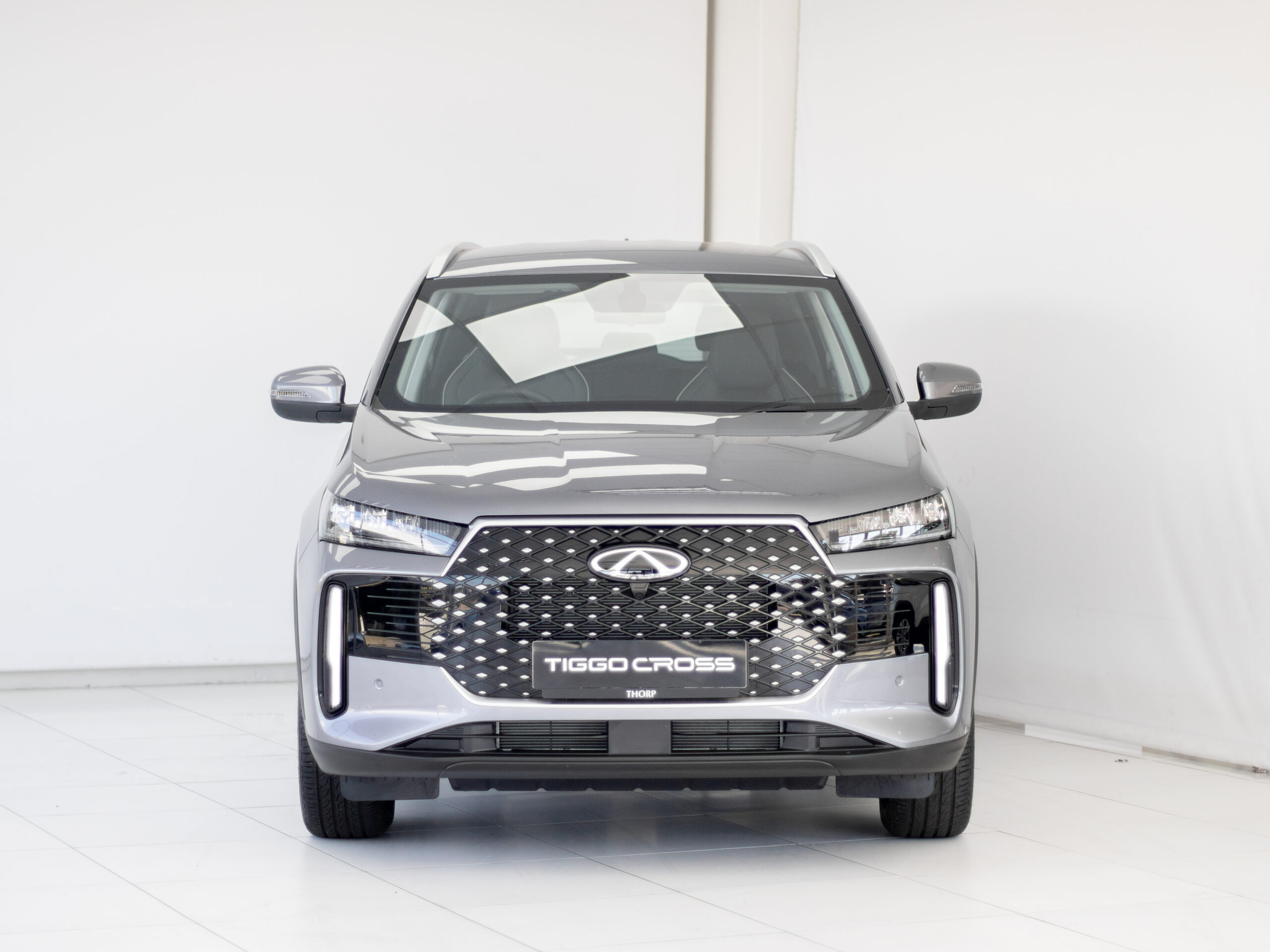 2025-Silver-Chery-Tiggo-Cross-15T-Comfort-DCT-8528322-2-5074x3806-1.jpg