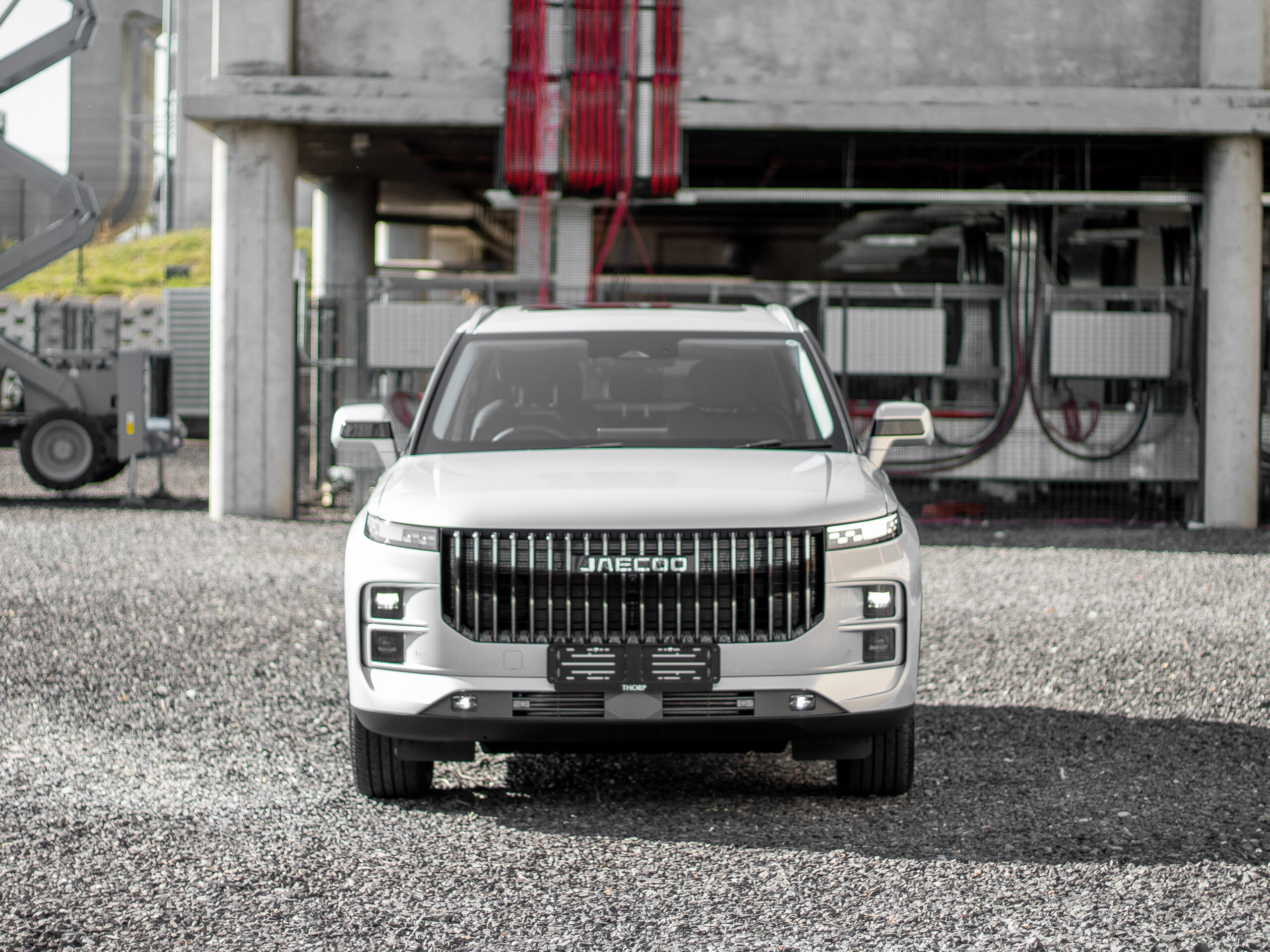 2025-Silver-JAECOO-J7-16T-Inferno-AWD-8518036-2-5246x3935-1.jpg