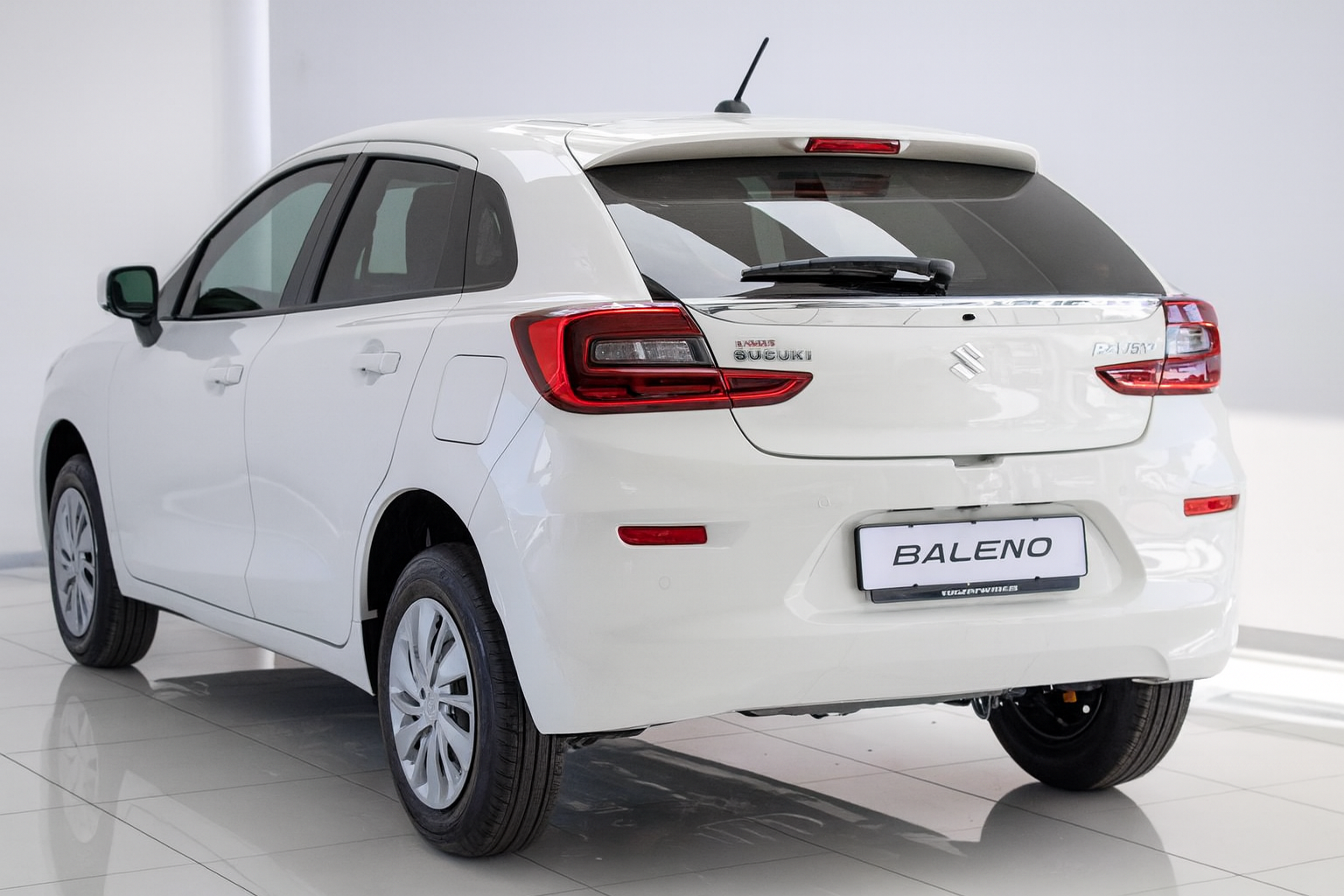 2025-White-Suzuki-Baleno-15-GL-8645146-4-1536x1024-1.jpg