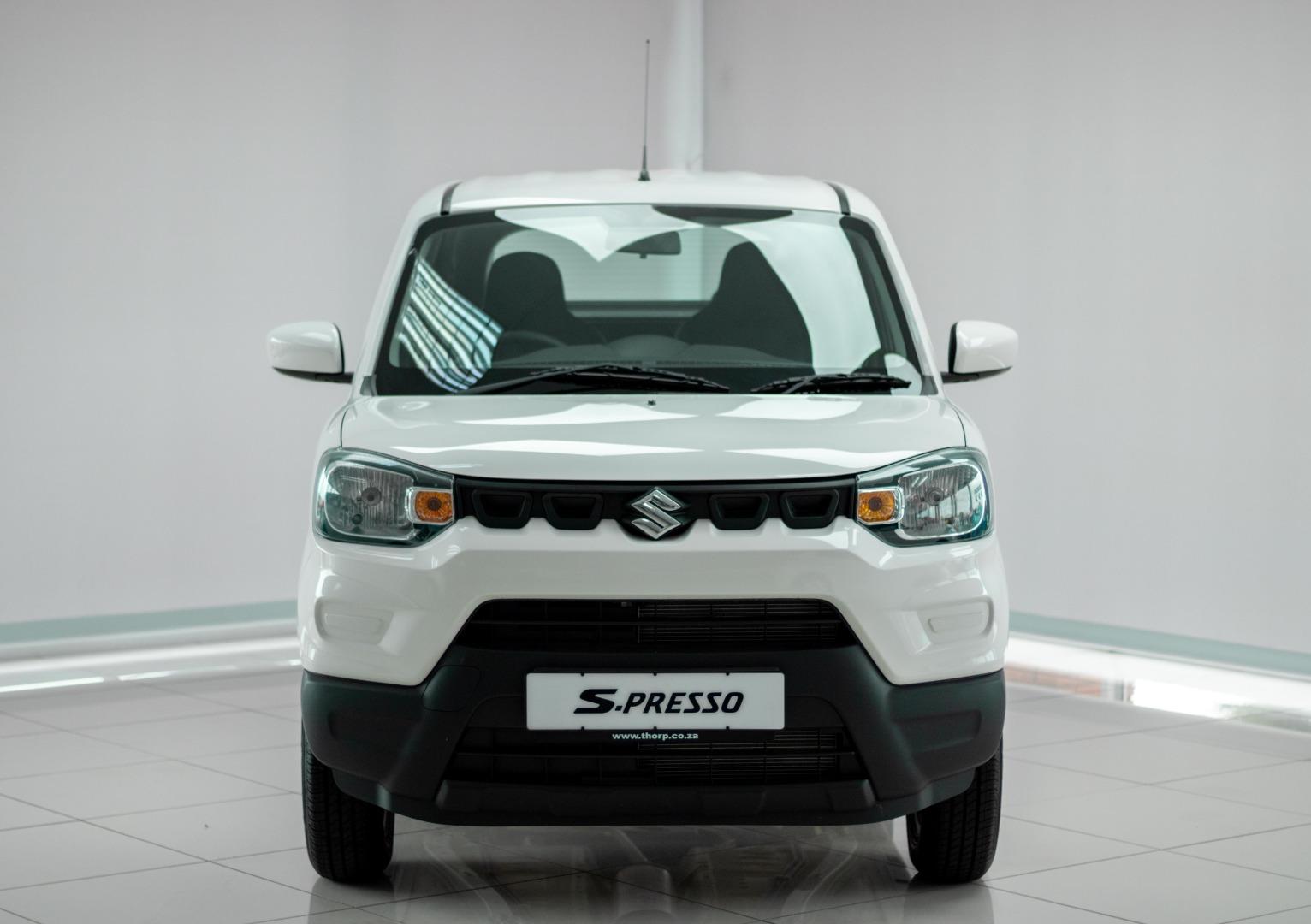 2025-White-Suzuki-S-Presso-10-GL-AMT-8545816-2-1532x1080-1.jpeg