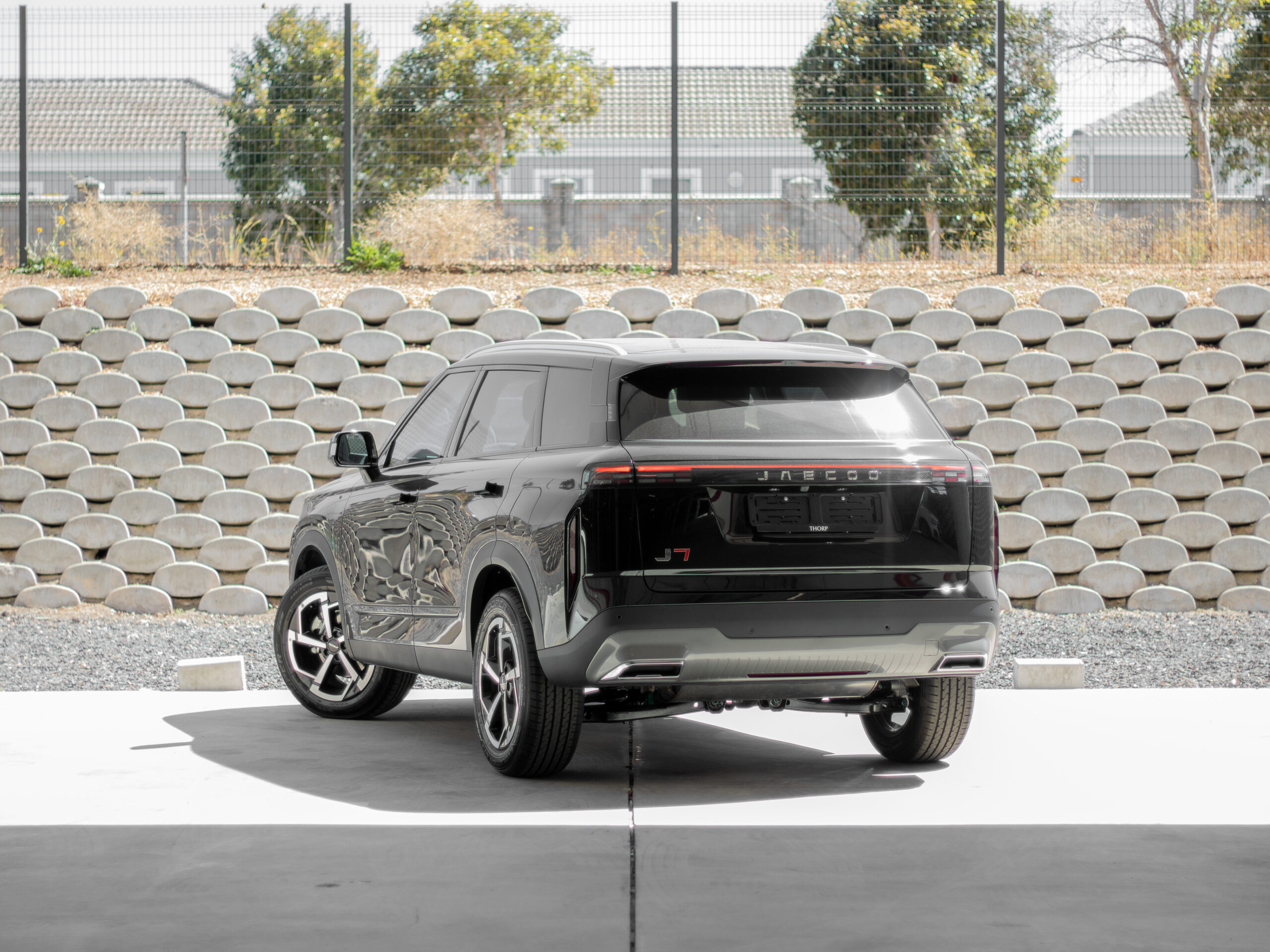 2025-Black-JAECOO-J7-16T-Vortex-8753052-6-5333x4000-1.jpg