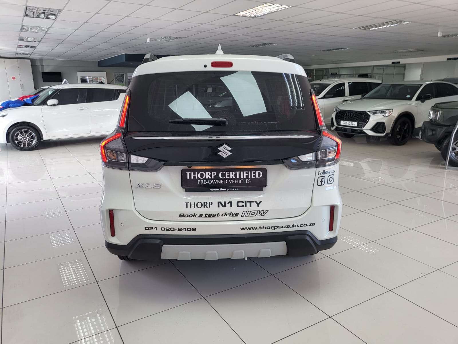 2025-ArticWhite-Suzuki-XL6-15-GLX-4AT-8544827-6-1600x1200-1.jpg