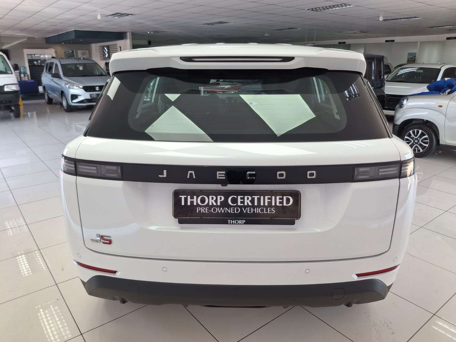 2026-white-JAECOO-J5-15T-Vortex-8904308-6-1600x1200-1.jpg